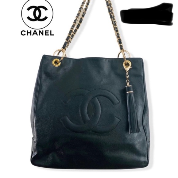 CHANEL Authentic Caviar Tote Bag - Picture 2 of 16